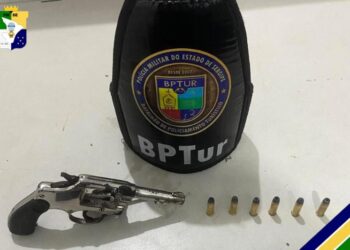 Polícia Militar apreende arma de fogo e prende homem por porte ilegal em Aracaju