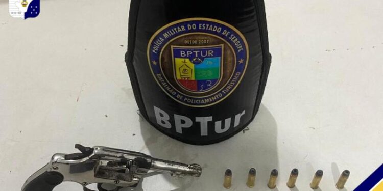 Polícia Militar apreende arma de fogo e prende homem por porte ilegal em Aracaju