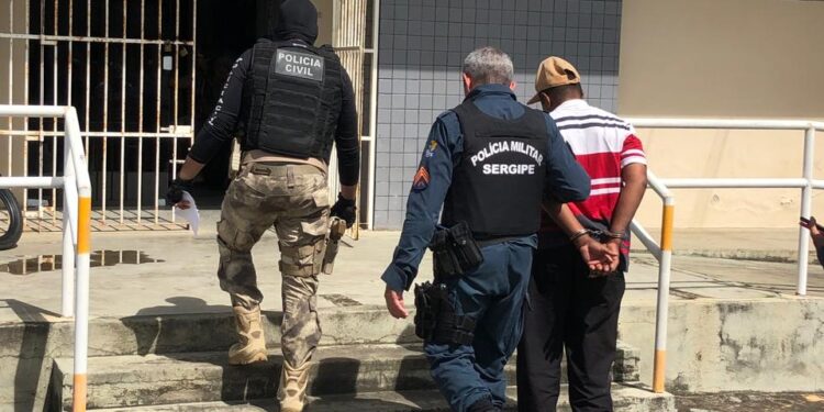 Ação conjunta prende suspeito de tentativa de feminicídio em Ribeirópolis