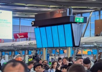 Apagão cibernético afeta aeroportos, canal de TV e bolsa de valores; Microsoft se pronuncia