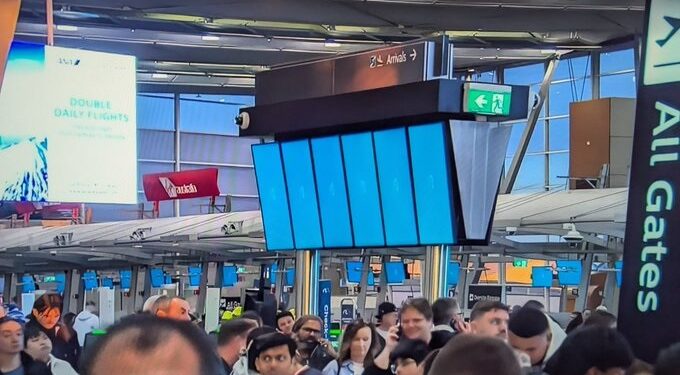 Apagão cibernético afeta aeroportos, canal de TV e bolsa de valores; Microsoft se pronuncia