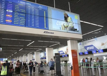 Apagão cibernético afetou voos da Azul e aplicativo do Bradesco