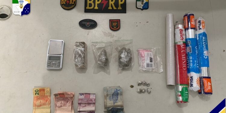 PM prende homem pelo crime de tráfico ilícito de drogas no Bugio