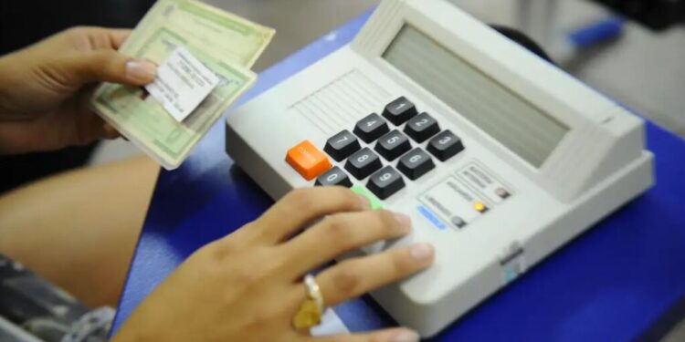 Está aberto prazo para o eleitor transferir seu local de votação