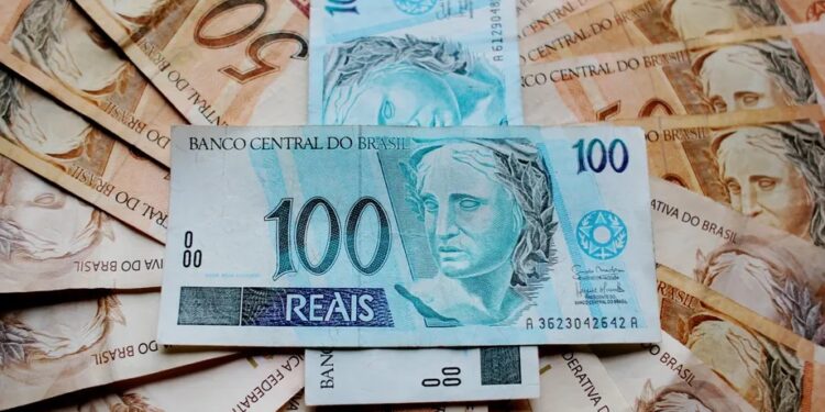 Brasileiros “esquecem” R$ 101 bi em grupos de consórcio, mostra relatório do BC