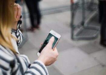 Golpes envolvendo Pix acendem alerta para verificação de dados antes da transferência de valores solicitados pelo WhatsApp