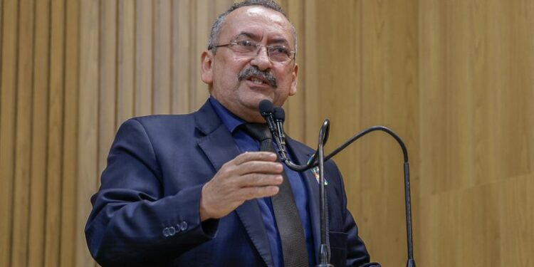 “Meu sonho é que um dia o morro do Santa Maria possa se tornar um ponto turístico”, afirma o vereador Cícero do Santa Maria