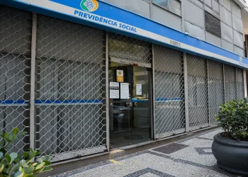Estagiário do INSS é preso por fraudar crédito consignado em Salvador
