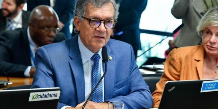 Laércio destaca a importância do projeto que garante direitos para ceramistas