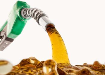 Diesel sobe quase quatro vezes mais que a inflação nos postos do Brasil em um ano