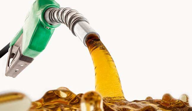 Diesel sobe quase quatro vezes mais que a inflação nos postos do Brasil em um ano