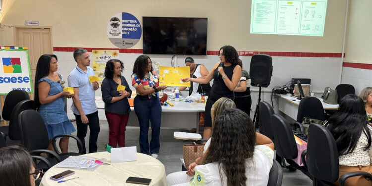 Oficina de Educação Inclusiva é oferecida para professores da rede estadual de ensino