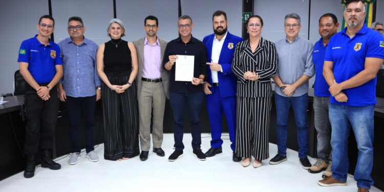 Governador anuncia convocação de 86 aprovados no concurso da Coordenadoria Geral de Perícias de Sergipe