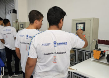 Matrículas para a Educação de Jovens e Adultos e Educação Profissional iniciam nesta terça-feira, 9