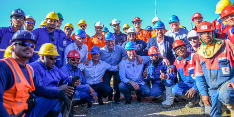 Governador Fábio Mitidieri e ministros visitam obra de conexão do terminal de GNL da Eneva à malha de transporte da TAG