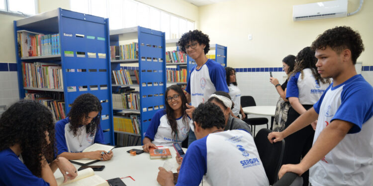 Mais de 100 escolas da rede pública estadual foram climatizadas