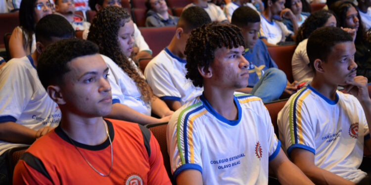 Projeto ‘O futuro do emprego em Sergipe’ une educação e perspectiva de emprego para a juventude