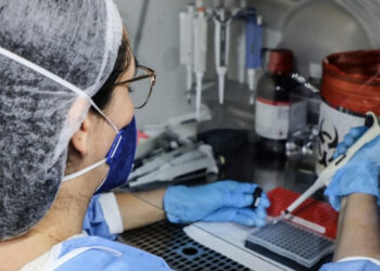 Em um semestre, Laboratório Central de Saúde Pública de Sergipe processa mais de 5,2 mil análises para vírus respiratórios