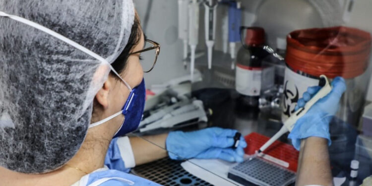 Em um semestre, Laboratório Central de Saúde Pública de Sergipe processa mais de 5,2 mil análises para vírus respiratórios