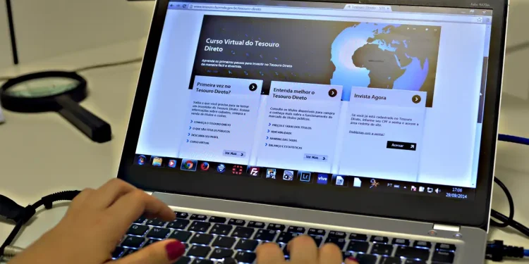 Demanda por títulos do Tesouro Direto bate recorde em junho