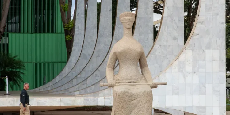 Ministro do STF mantém suspensão de emendas Pix ao Orçamento