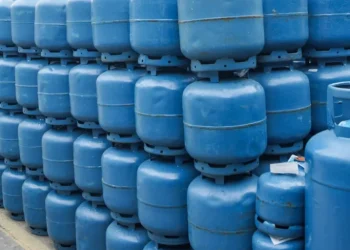 Programa Gás para Todos vai distribuir botijões para 20 milhões de famílias no país