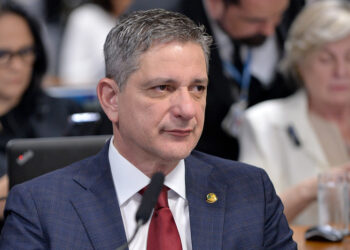 Rogério cobra celeridade em processo que indiciou ex-assessores de governo de Sergipe