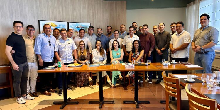 Danielle apresenta propostas para o desenvolvimento econômico de Aracaju