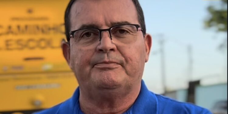 Luciano de Menininha critica serviço de transporte escolar da cidade de Propriá