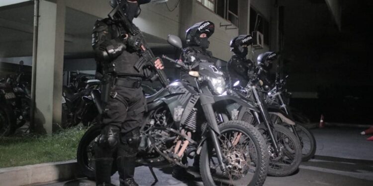 PM prende dois motociclistas por suspeita de embriaguez na Zona Norte de Aracaju