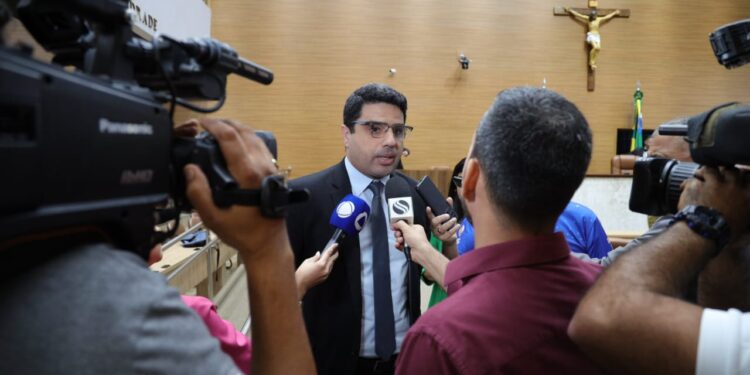 Jeferson Andrade destaca retomada dos trabalhos legislativos