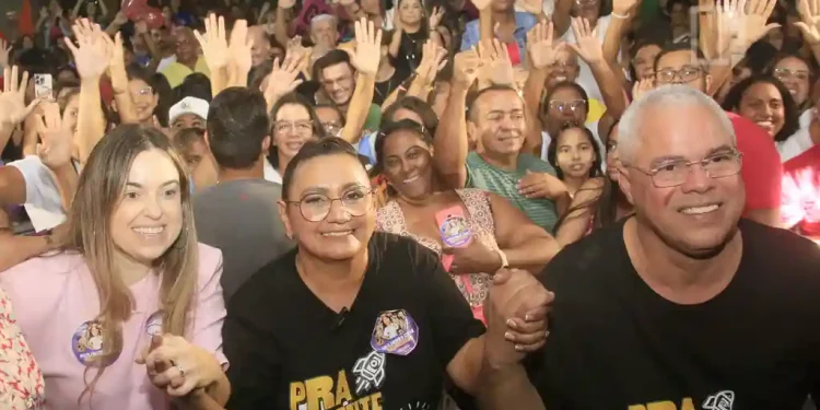 Larissa Franco, nora de Zé Franco, é candidata a vice de Carminha