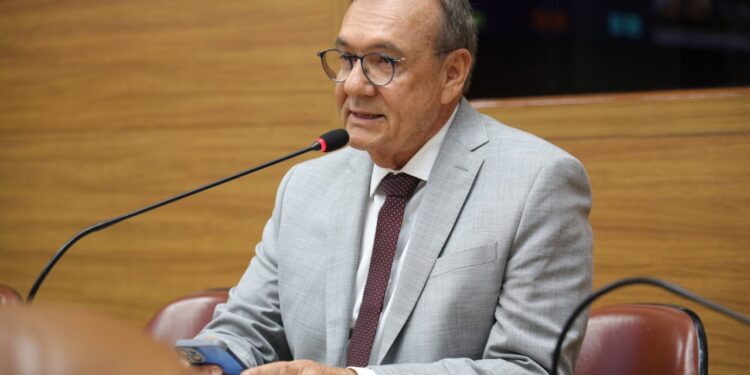Luiz Fonseca celebra aumento de criação de empregos em Sergipe