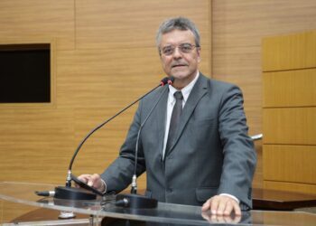 Luciano Pimentel alerta para prazo da biometria facial no Ipesaúde