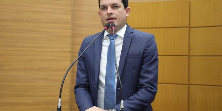 Deputado Paulo Júnior destaca políticas públicas de incentivo ao esporte