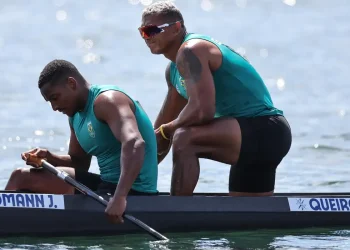 Canoagem: Isaquias e Jacky terminam prova C2 500m fora do pódio