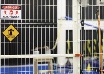 UFS amplia pesquisas no setor elétrico com criação de laboratório de alta tensão