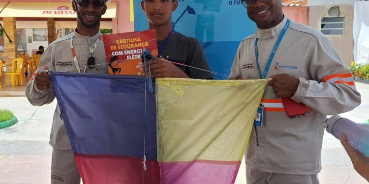 Energisa leva orientações de segurança para 1º Festival de Pipas em Cedro