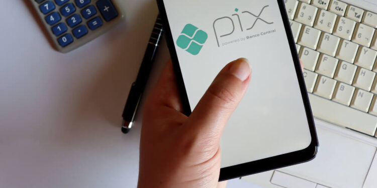 ‘Golpes do PIX’ podem causar perdas de R$ 3 bilhões até 2027