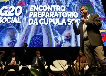 Ministro defende que G20 garanta orçamento para demandas sociais