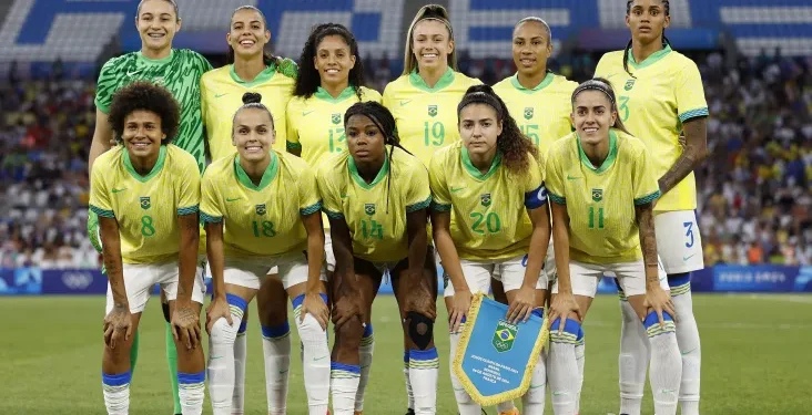 Brasil vence Espanha, atual campeã mundial, e volta a uma final olímpica no futebol feminino após 16 anos