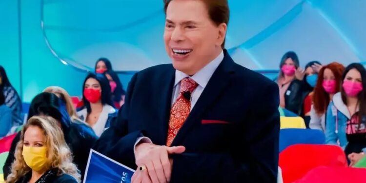 Sílvio Santos volta a ser internado no Hospital Albert Einstein, em São Paulo
