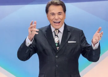 Assessoria de Silvio Santos dá notícias sobre estado de saúde de apresentador