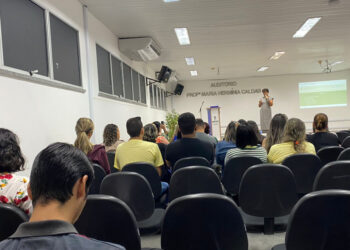 Seduc promove capacitação sobre educação alimentar e nutricional no ambiente escolar