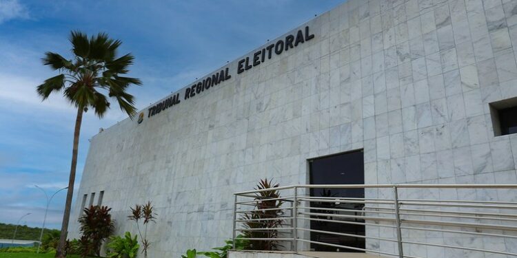 TRE determina que partidos políticos devolvam quase 2 milhões de reais
