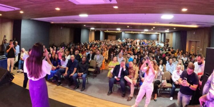 Yandra Moura ganha força com apoio de cerca de 1 mil líderes religiosos