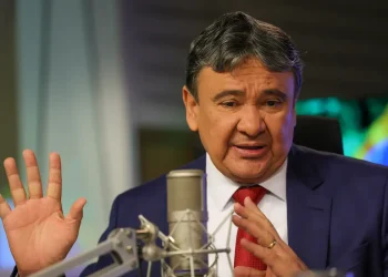 Dinheiro do Bolsa Família não é para apostas, diz Wellington Dias