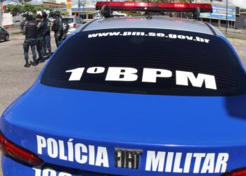 PM apreende papelotes de maconha no Bairro Santa Maria em Aracaju