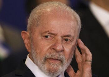 Lula anuncia repactuação do desastre em Mariana para outubro
