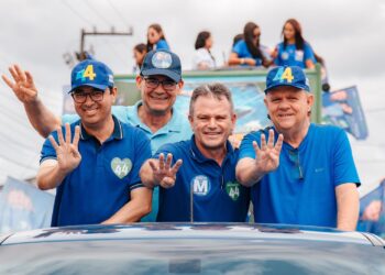 Merival participa de carreata com Fábio e Belivaldo em Simão Dias
